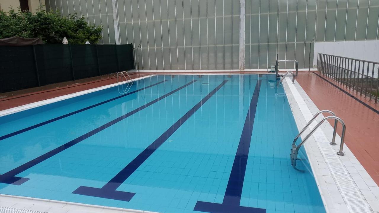 Mercedes Etxea Kripan 외부 사진